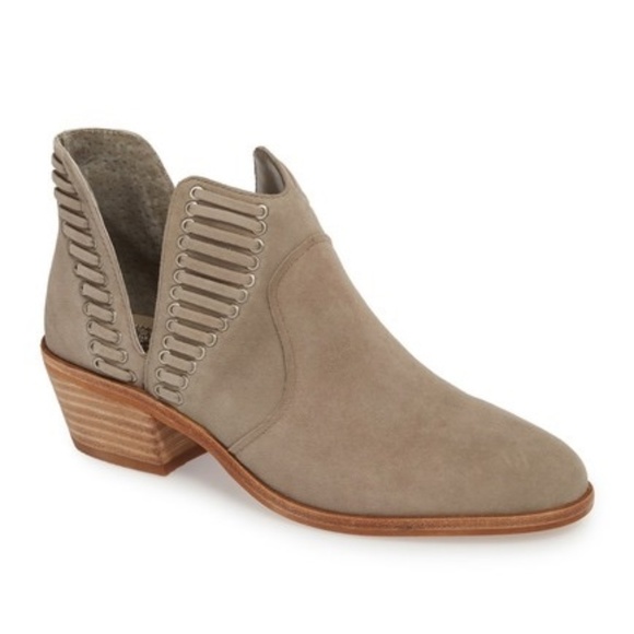 Vince Camuto Shoes - VINCE CAMUTO PEVISTA BOOTIE SIZE 10 FOXY Suede NWT
